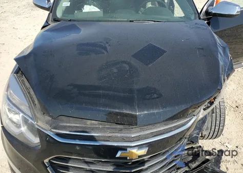 2017 Chevrolet Equinox Premier z USA, uszkodzony, nr VIN 2GNFLGEK1H6170365